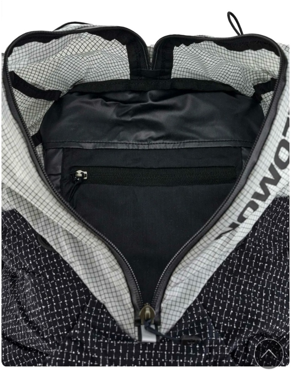Salomon Black and Gray S-Lab Running Hydration Vest - Picture 4 of 10